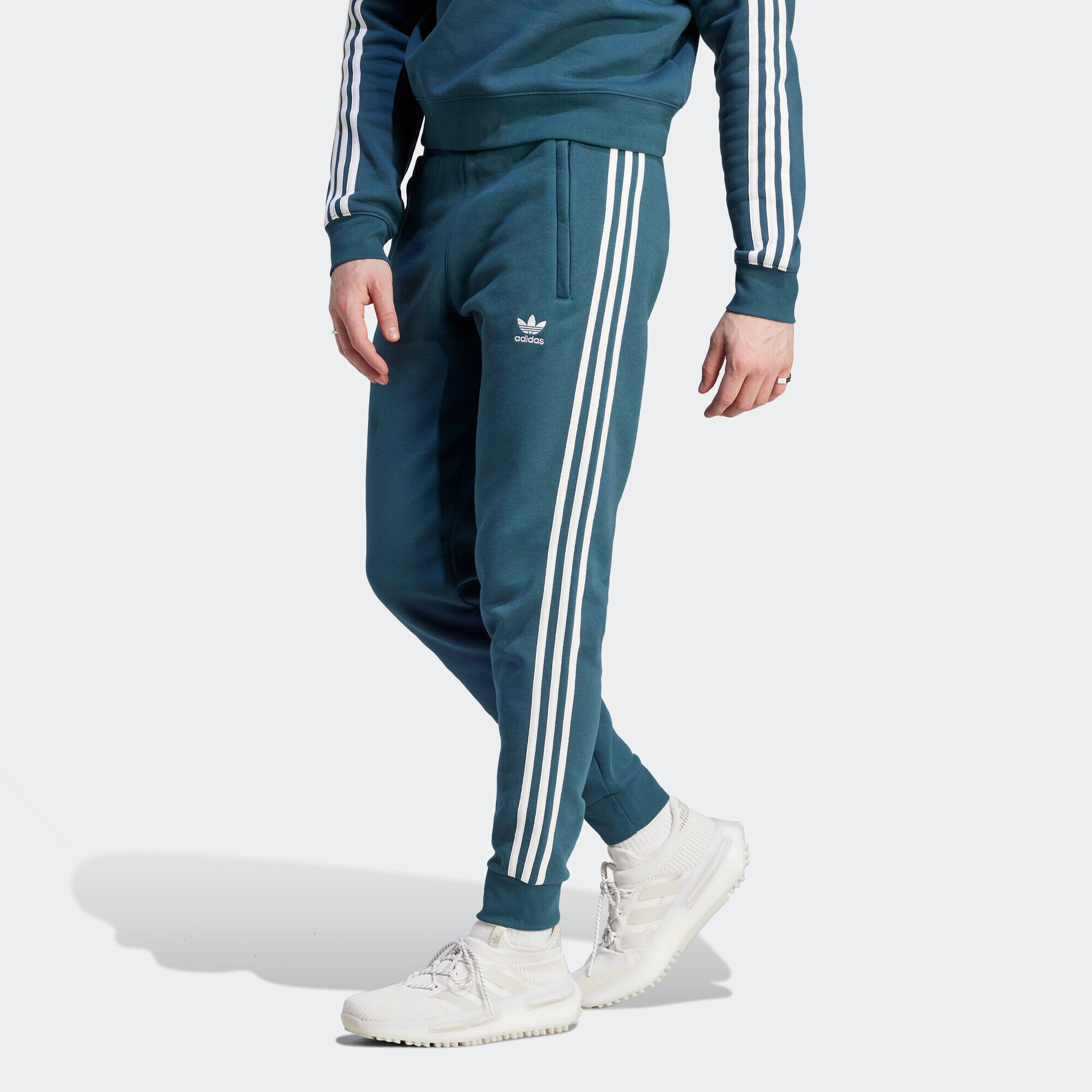 ADIDAS ORIGINALS Панталон 'Adicolor Classics' петрол / бяло - Pepit.bg