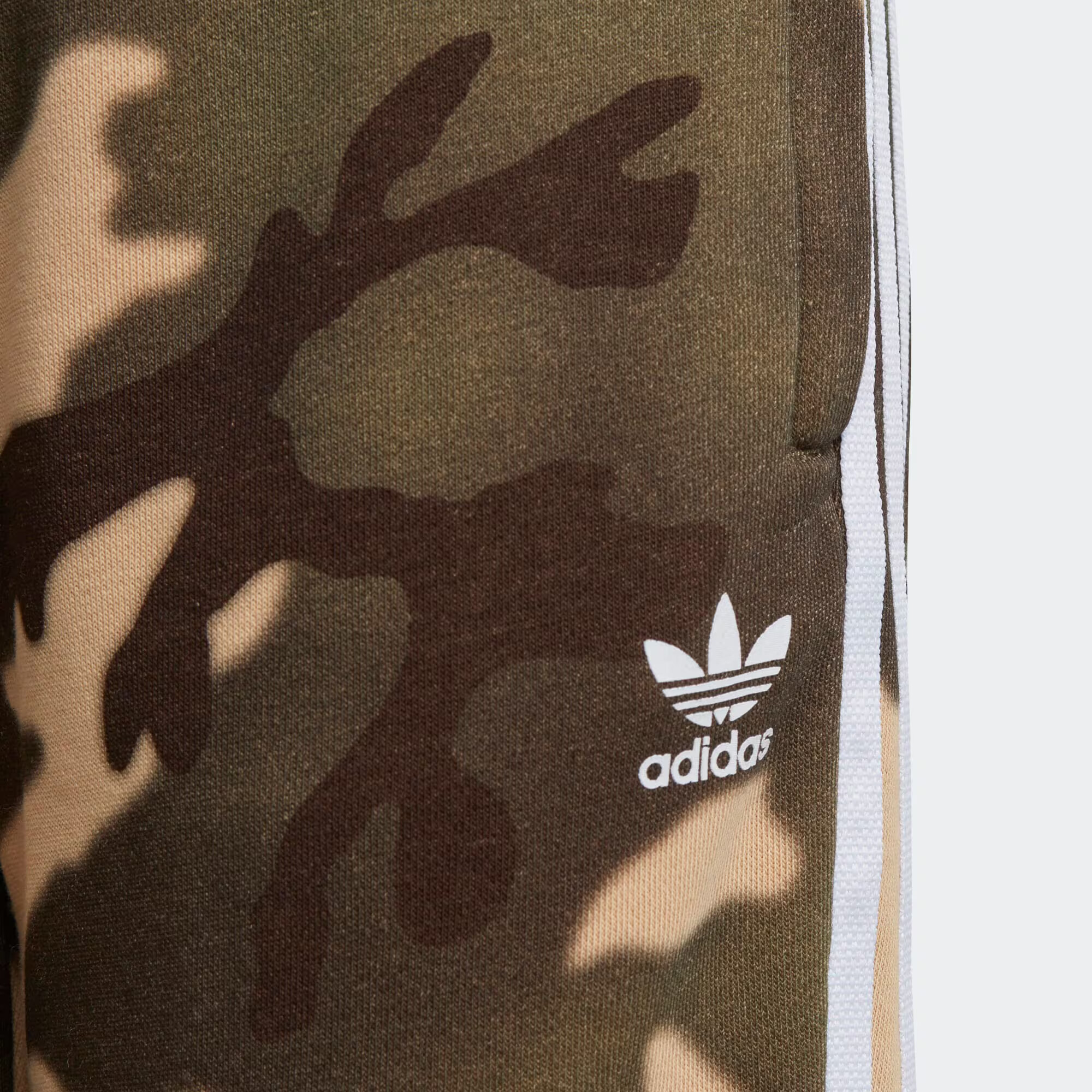 ADIDAS ORIGINALS Панталон бежово / зелено / маслина / бяло - Pepit.bg