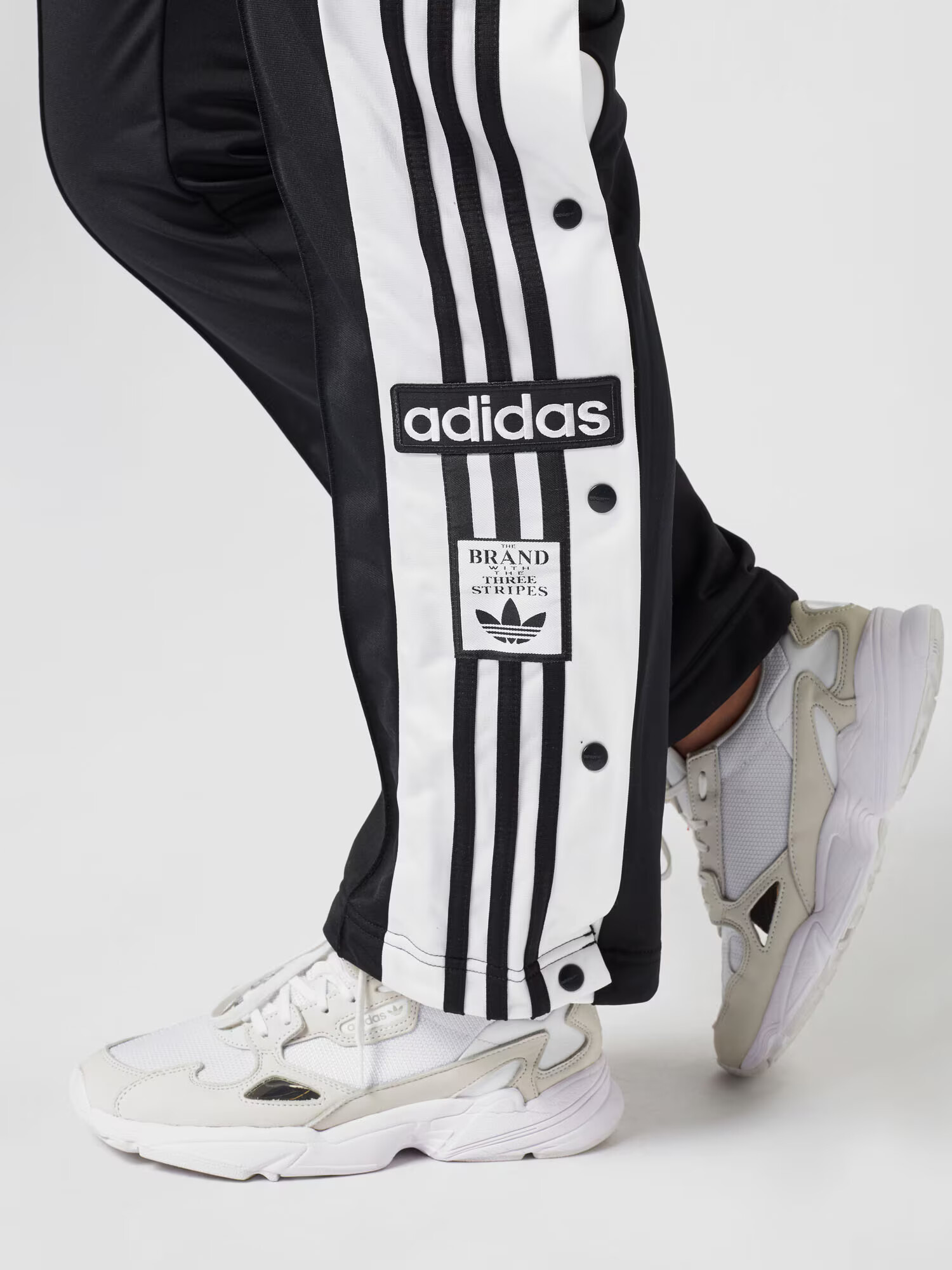 ADIDAS ORIGINALS Панталон 'Adicolor Classics Adibreak ' черно / бяло - Pepit.bg