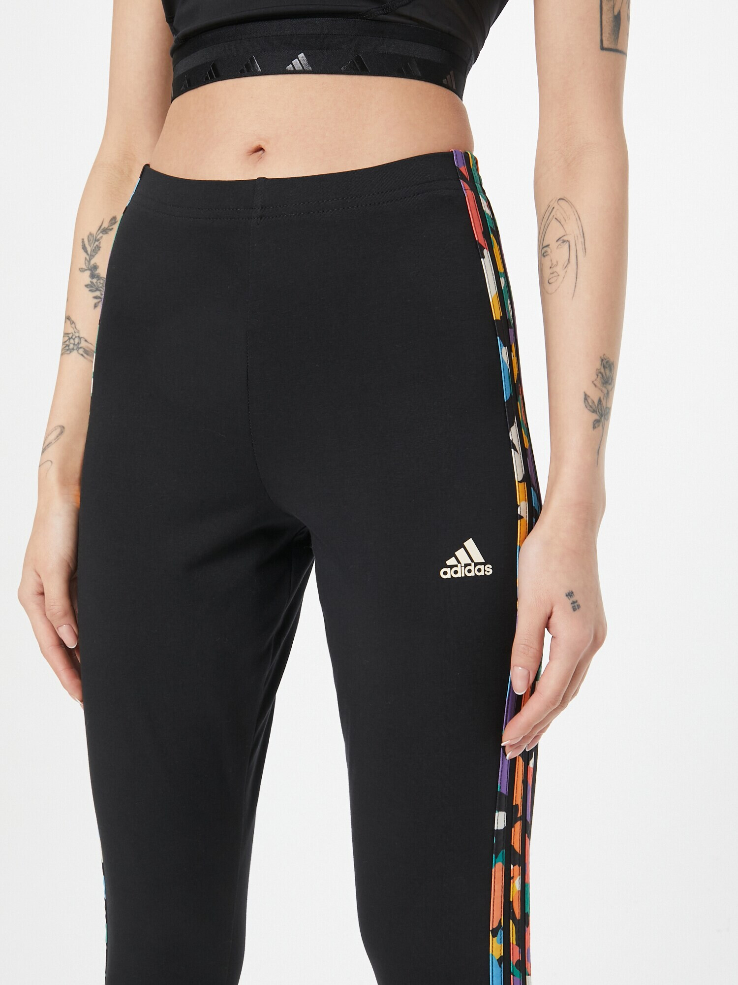 ADIDAS SPORTSWEAR Спортен панталон 'Essentials 3-Stripes High-Waisted ' нефритено зелено / неоново оранжево / черно / бяло - Pepit.bg