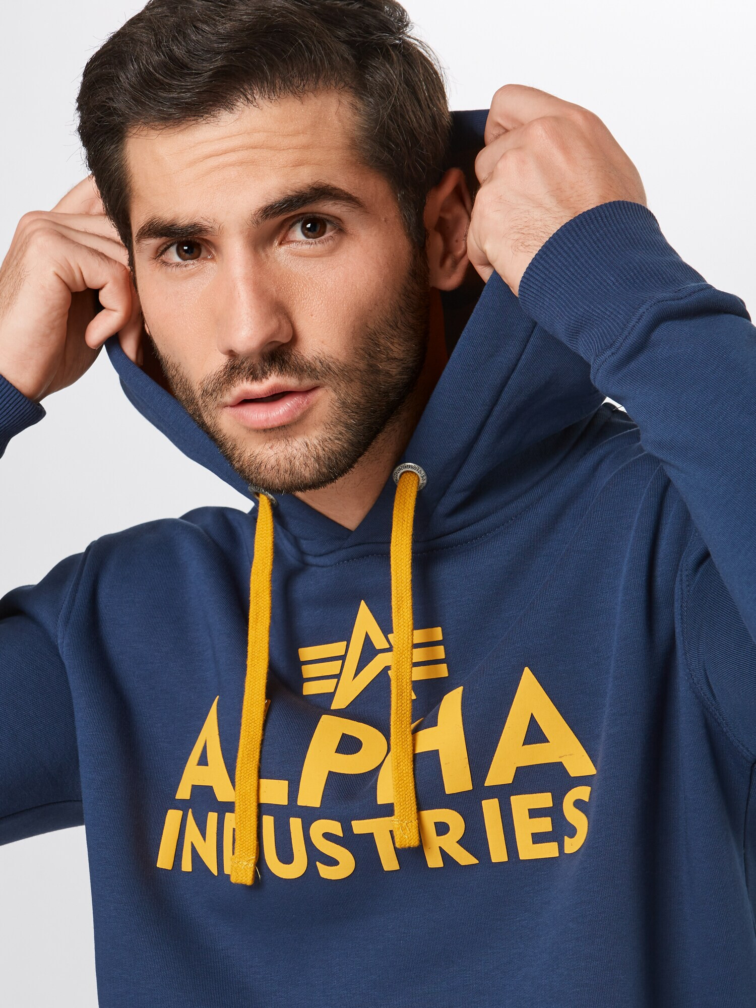 ALPHA INDUSTRIES Суичър нейви синьо / шафран - Pepit.bg