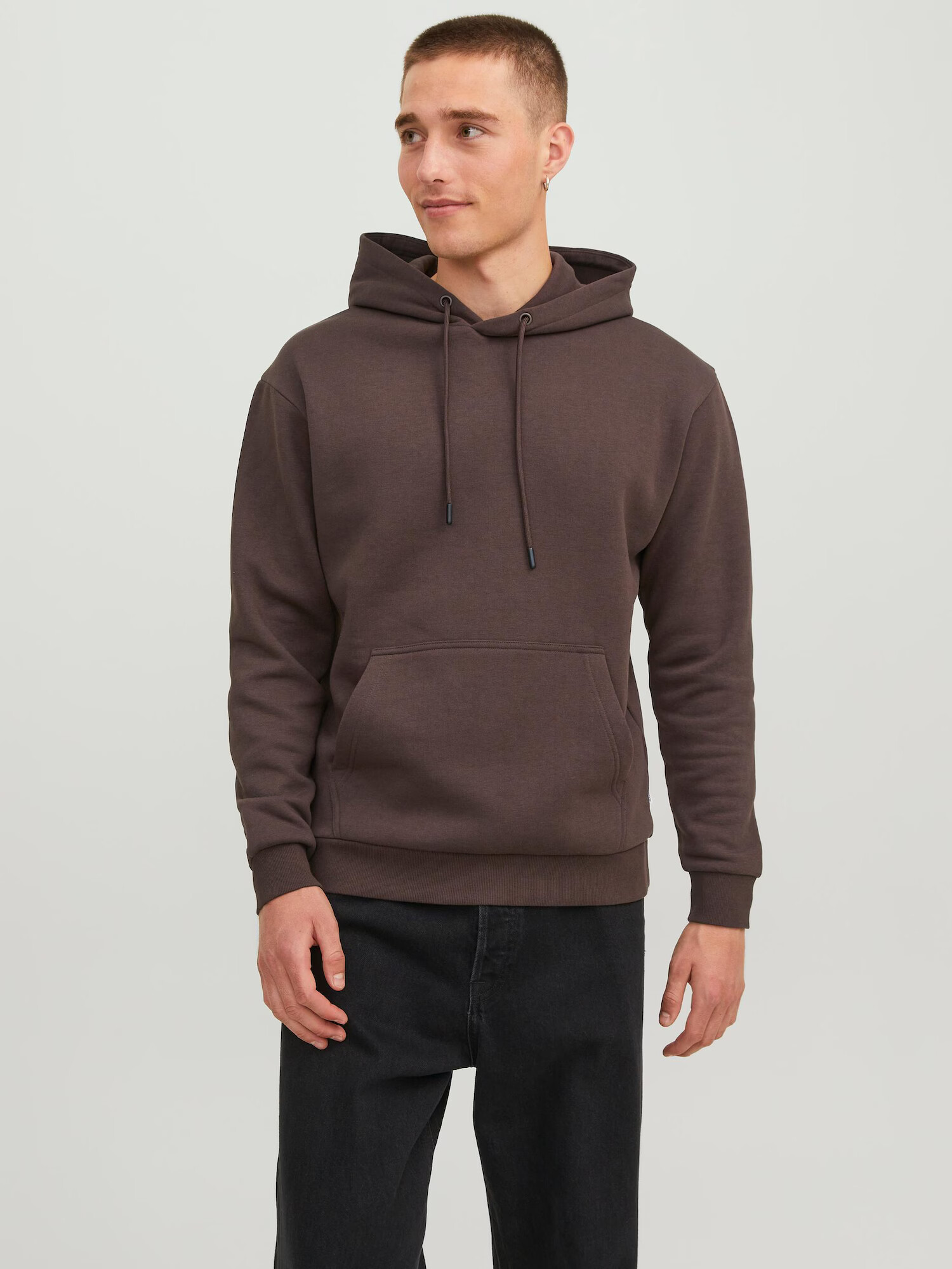 JACK & JONES Суичър 'BRADLEY' тъмнокафяво - Pepit.bg