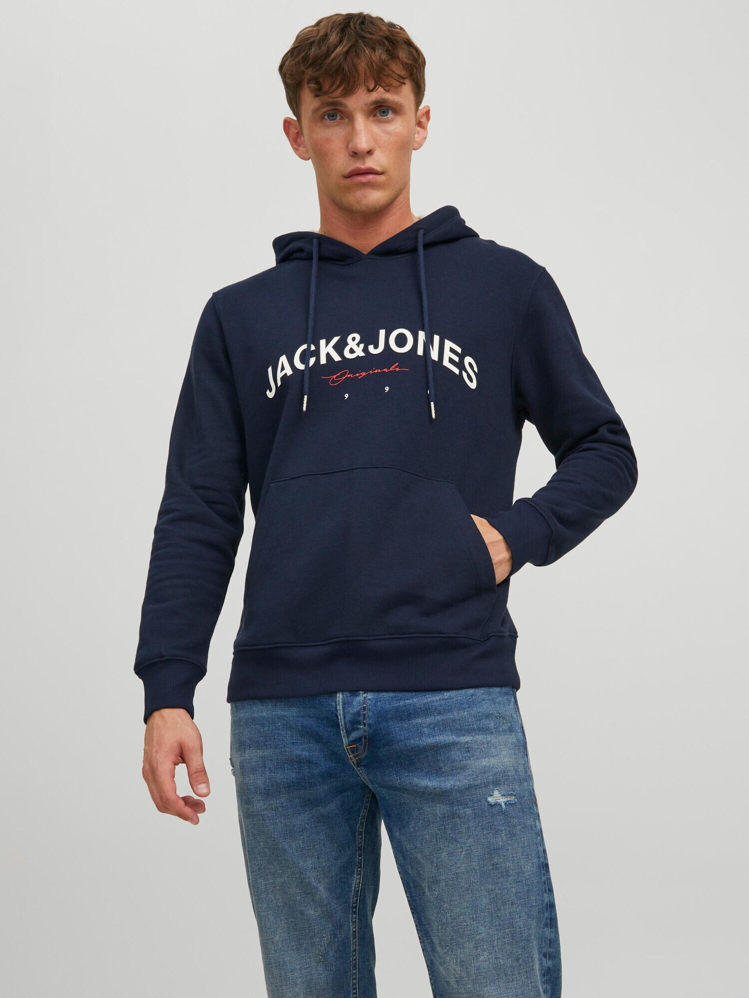 JACK & JONES Суичър 'Friday' нейви синьо / светлочервено / бяло - Pepit.bg