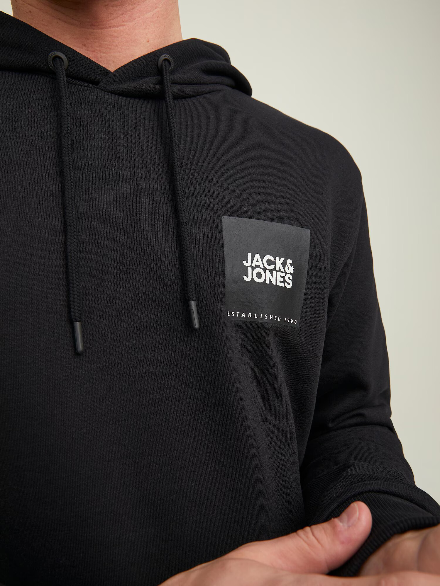 JACK & JONES Суичър 'Lock' черно - Pepit.bg