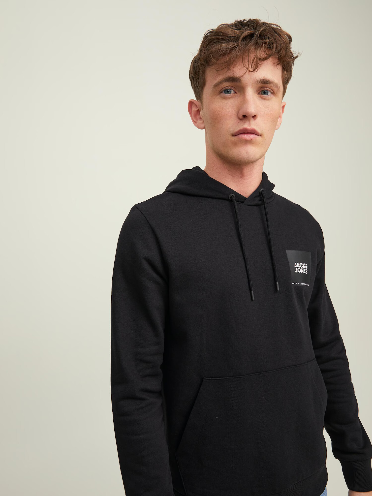 JACK & JONES Суичър 'Lock' черно - Pepit.bg