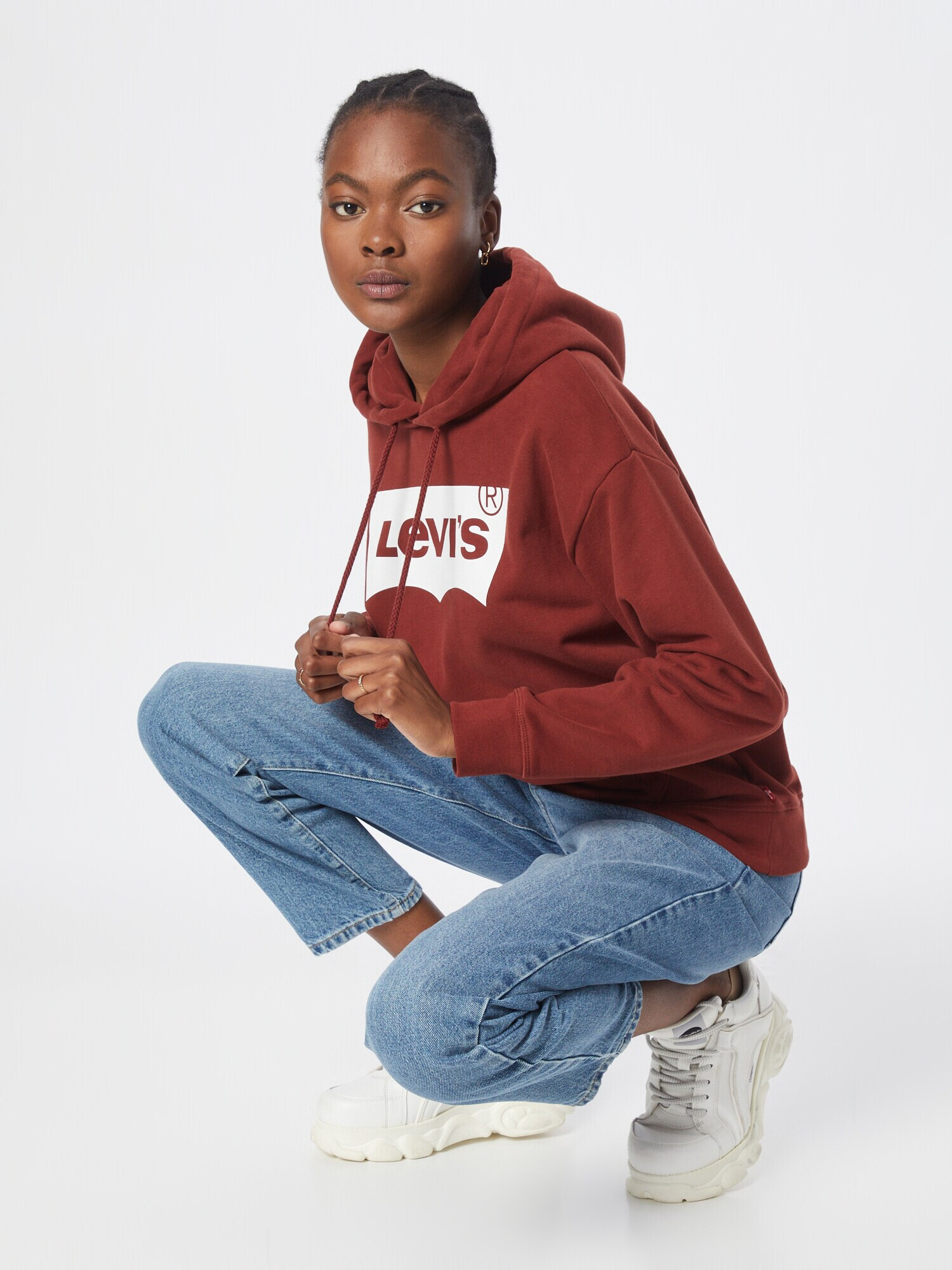 LEVI'S Суичър 'GRAPHIC STANDARD HOODIE NEUTRALS' тъмночервено / бяло - Pepit.bg