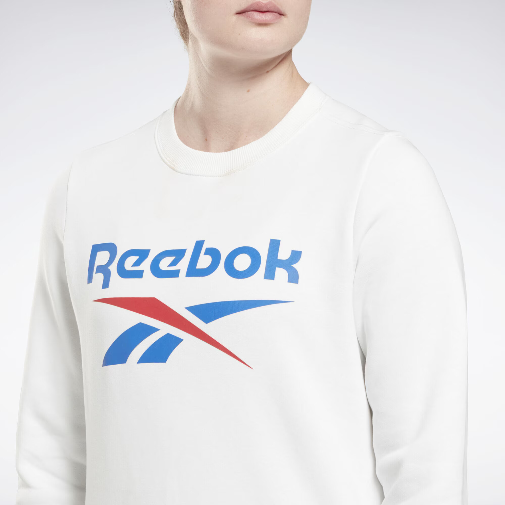 Reebok Classics Суичър синьо / червено / бяло - Pepit.bg