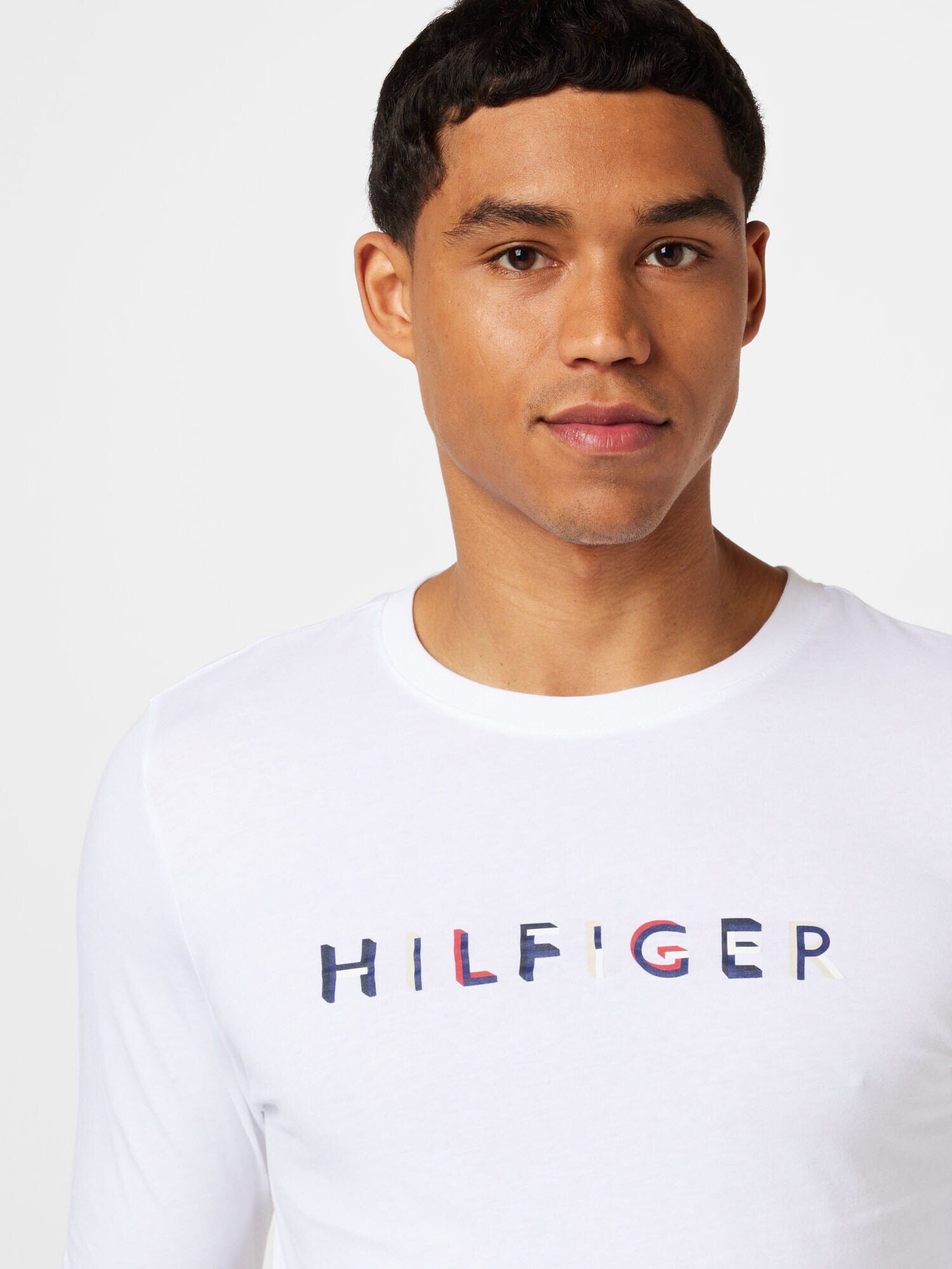 TOMMY HILFIGER Тениска нейви синьо / светлочервено / черно / бяло - Pepit.bg