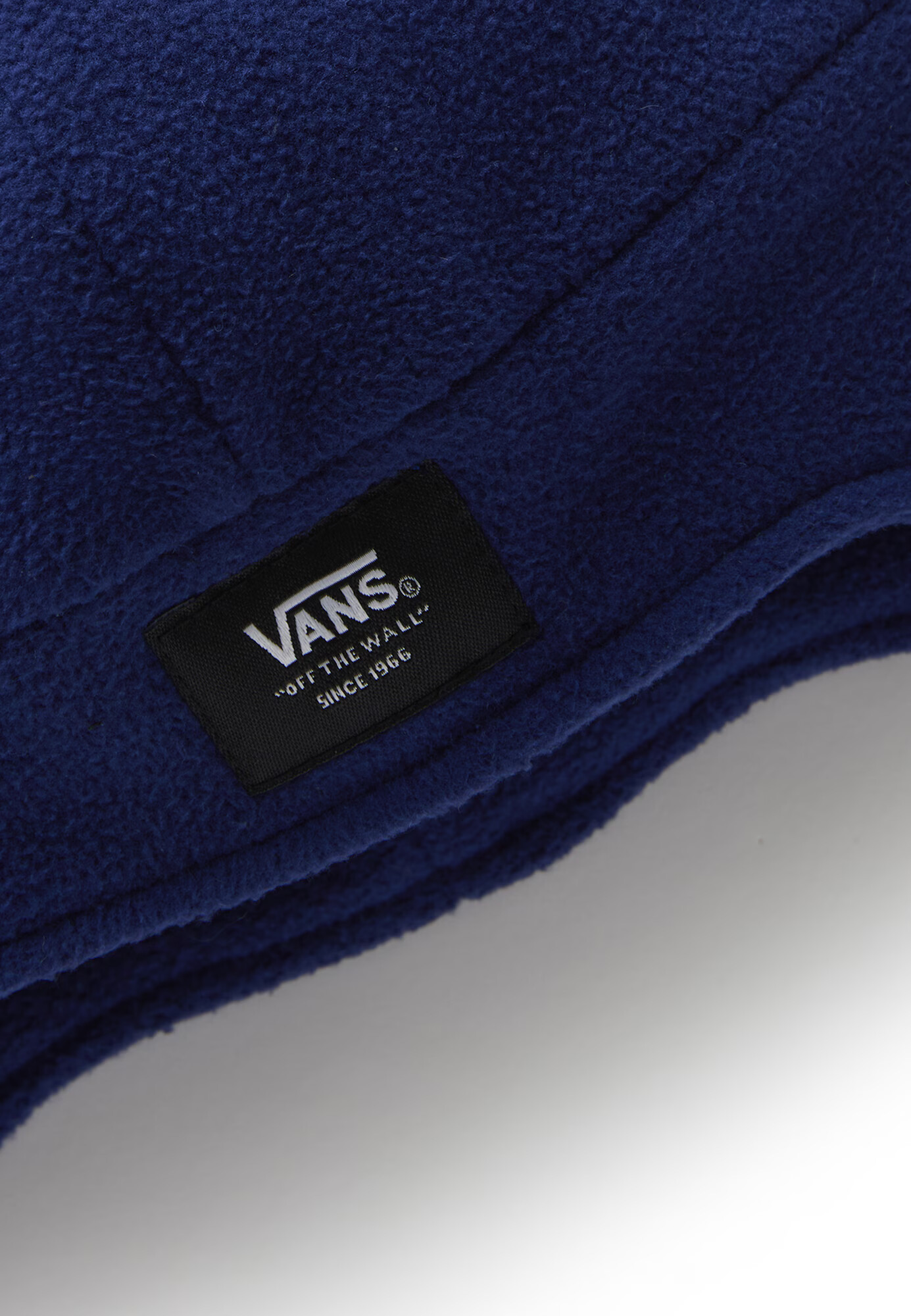 VANS Шапка 'Bretton Cold Weather' синьо - Pepit.bg