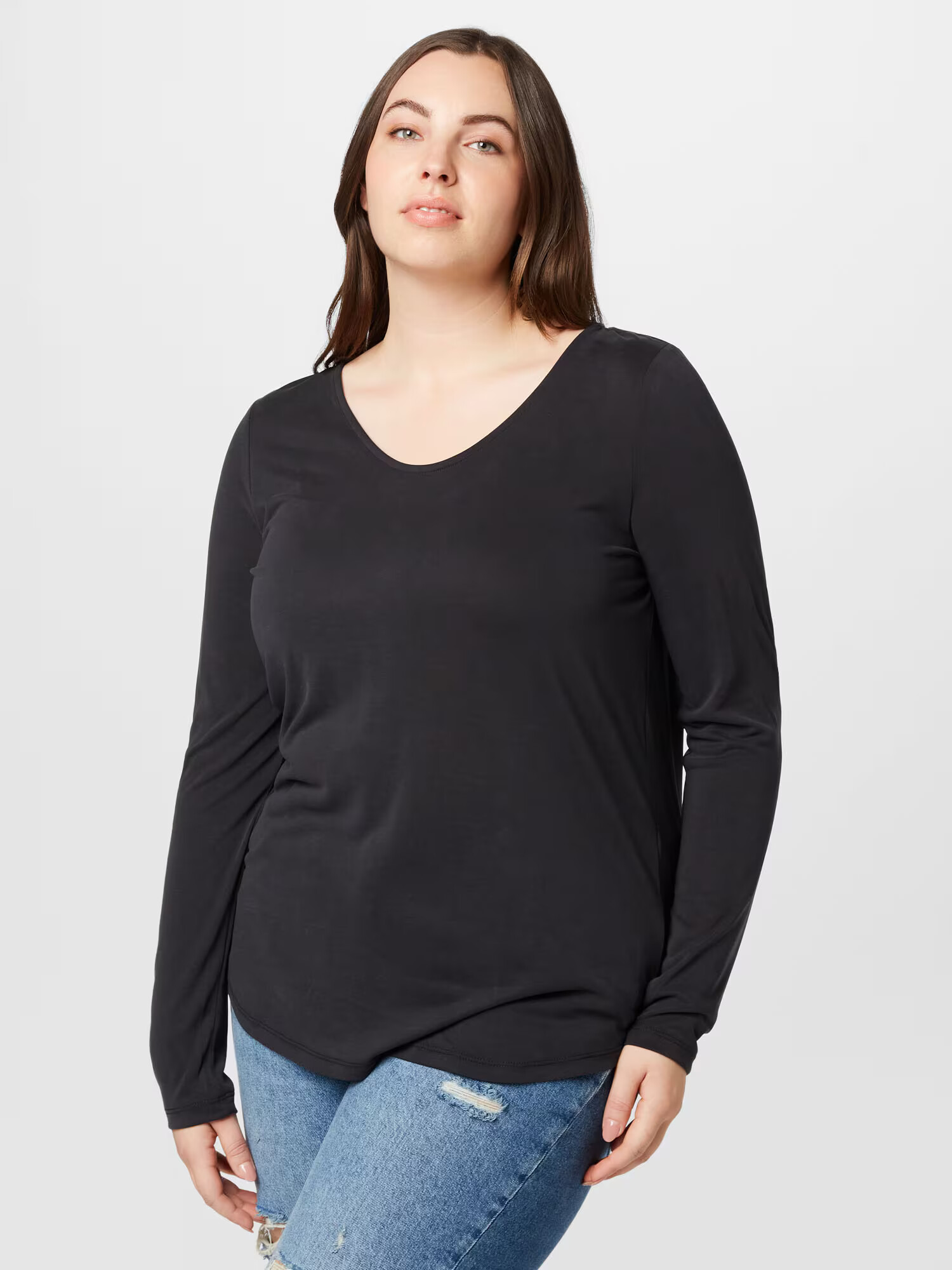 Vero Moda Curve Тениска 'Filli' черно - Pepit.bg