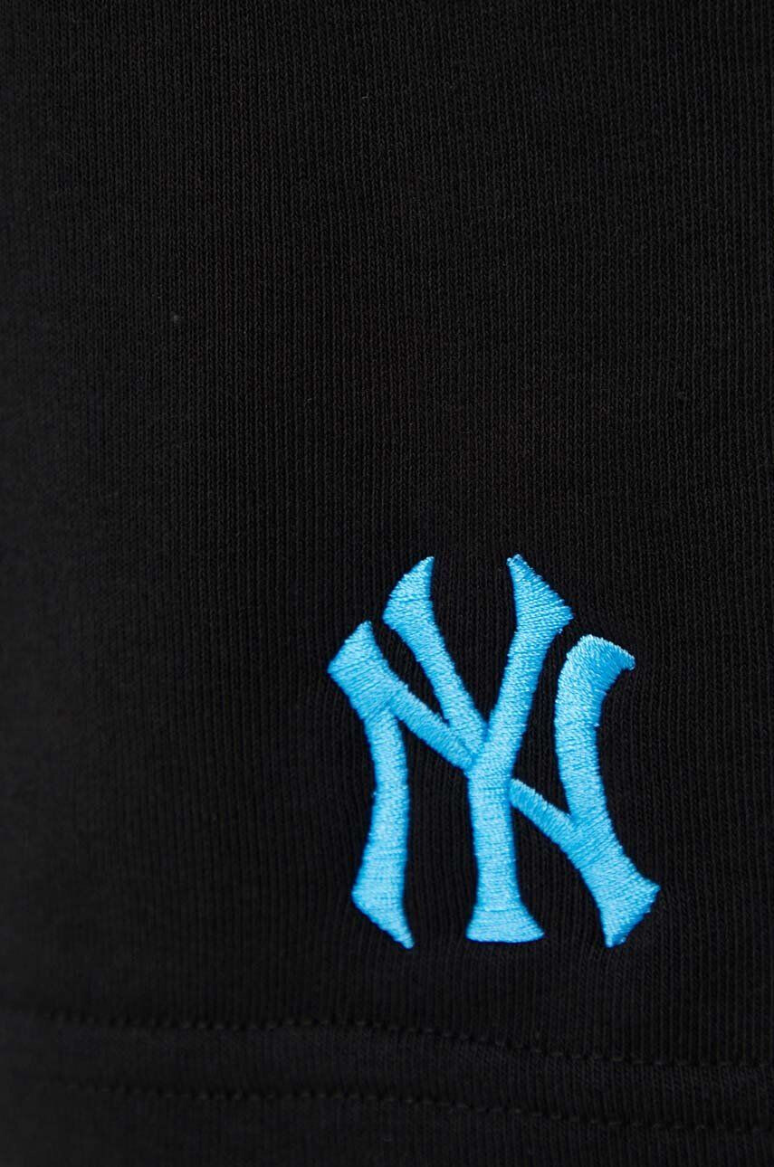 47brand Къс панталон MLB New York Yankees в черно - Pepit.bg