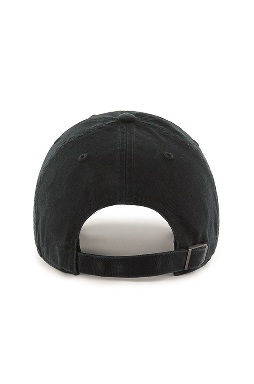 47brand Шапка Oakland Athletics в черно с апликация - Pepit.bg