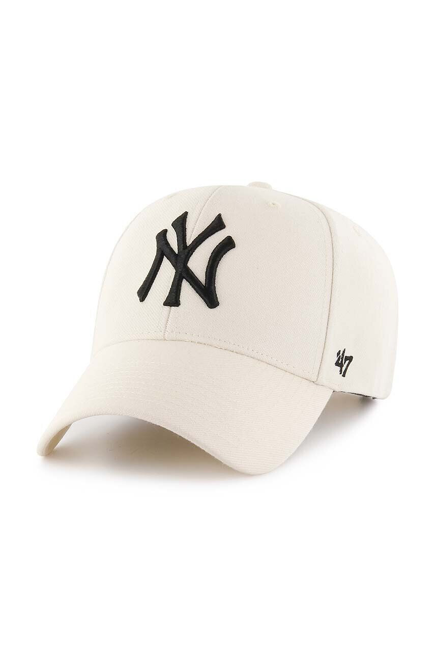 47brand Шапка с козирка с вълна MLB New York Yankees в бежово с апликация - Pepit.bg