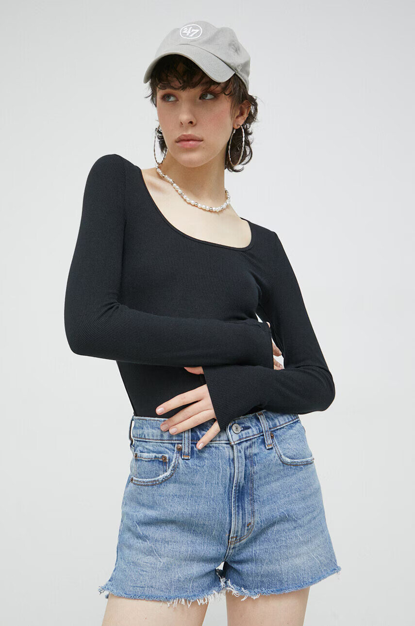 Abercrombie & Fitch Блуза с дълги ръкави в черно - Pepit.bg