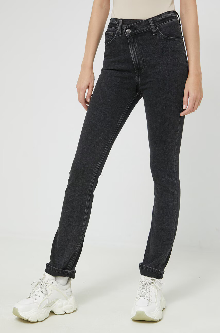 Abercrombie & Fitch Дънки в с висока талия - Pepit.bg