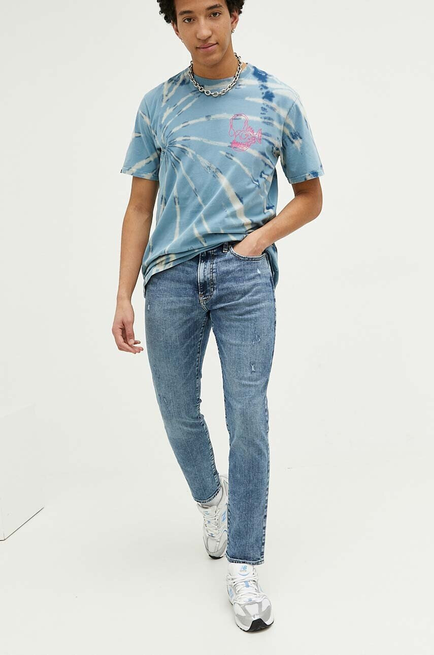 Abercrombie & Fitch Дънки Athletic Slim в синьо - Pepit.bg