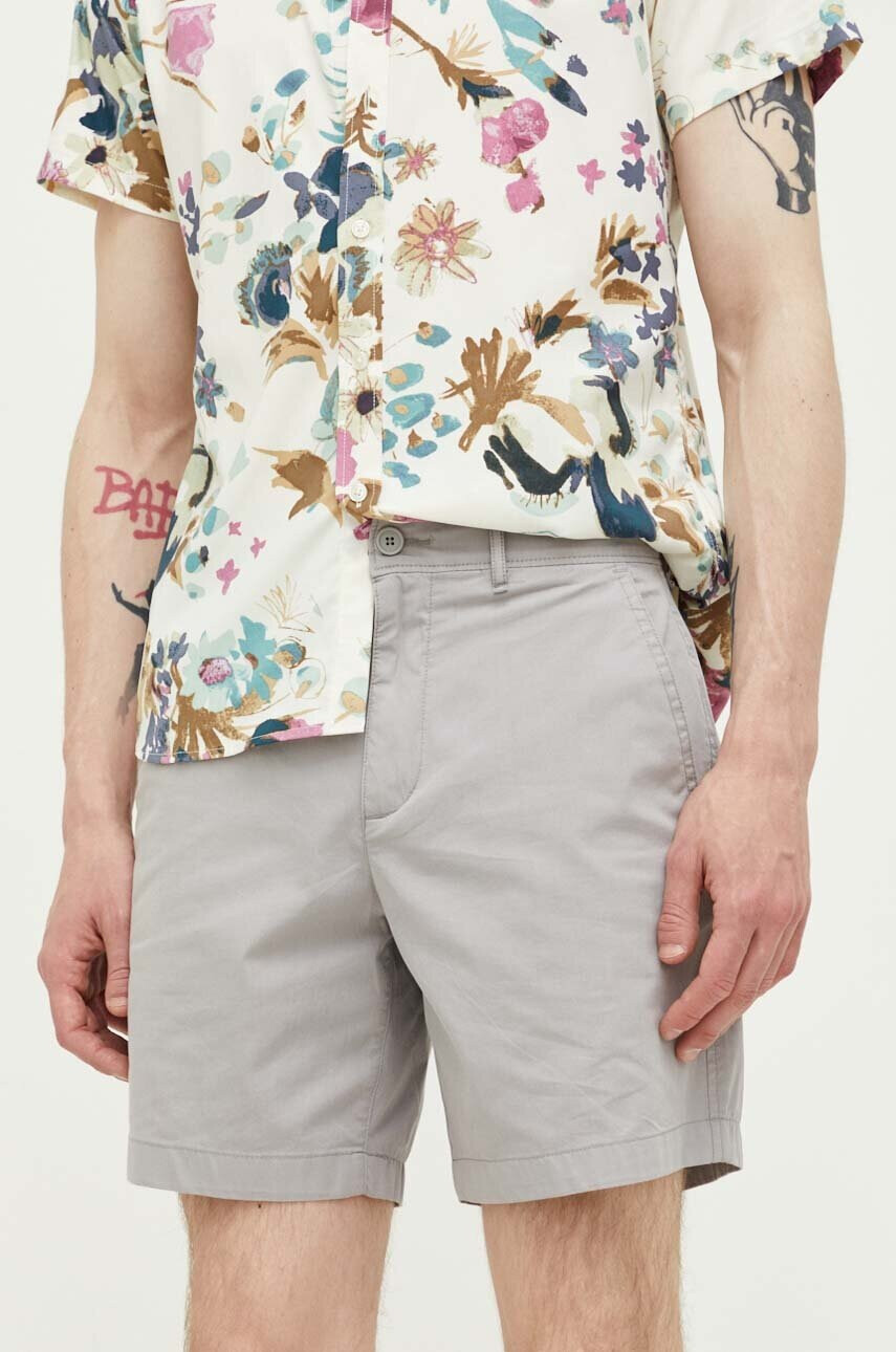 Abercrombie & Fitch Къс панталон в сиво - Pepit.bg