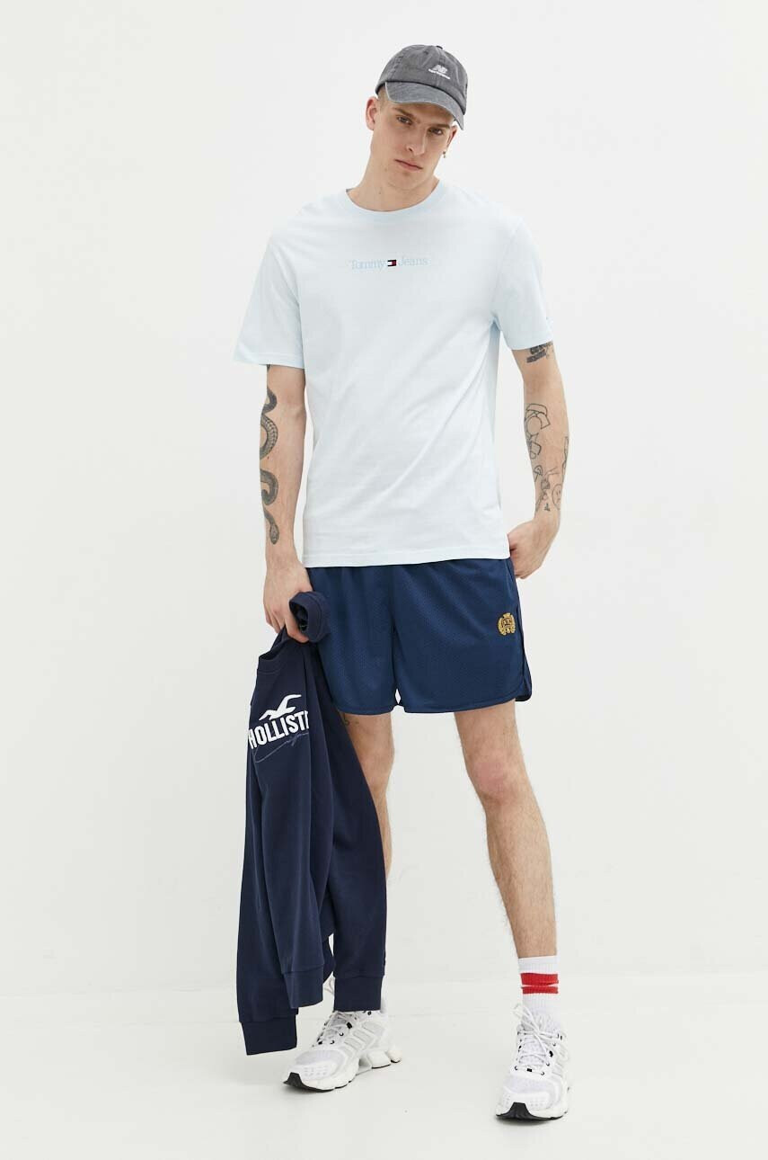 Abercrombie & Fitch Къс панталон в тъмносиньо - Pepit.bg