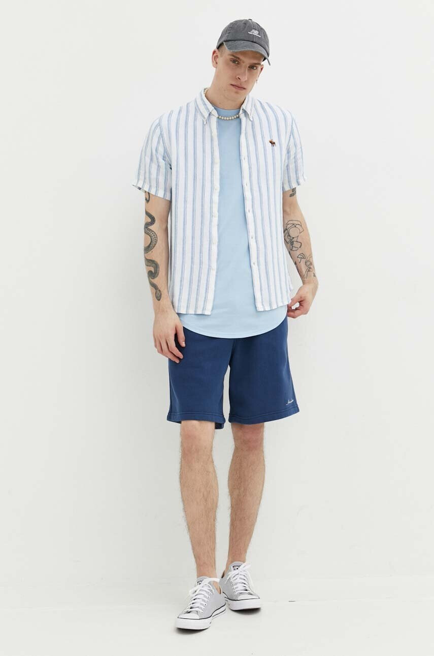Abercrombie & Fitch Къс панталон в синьо - Pepit.bg