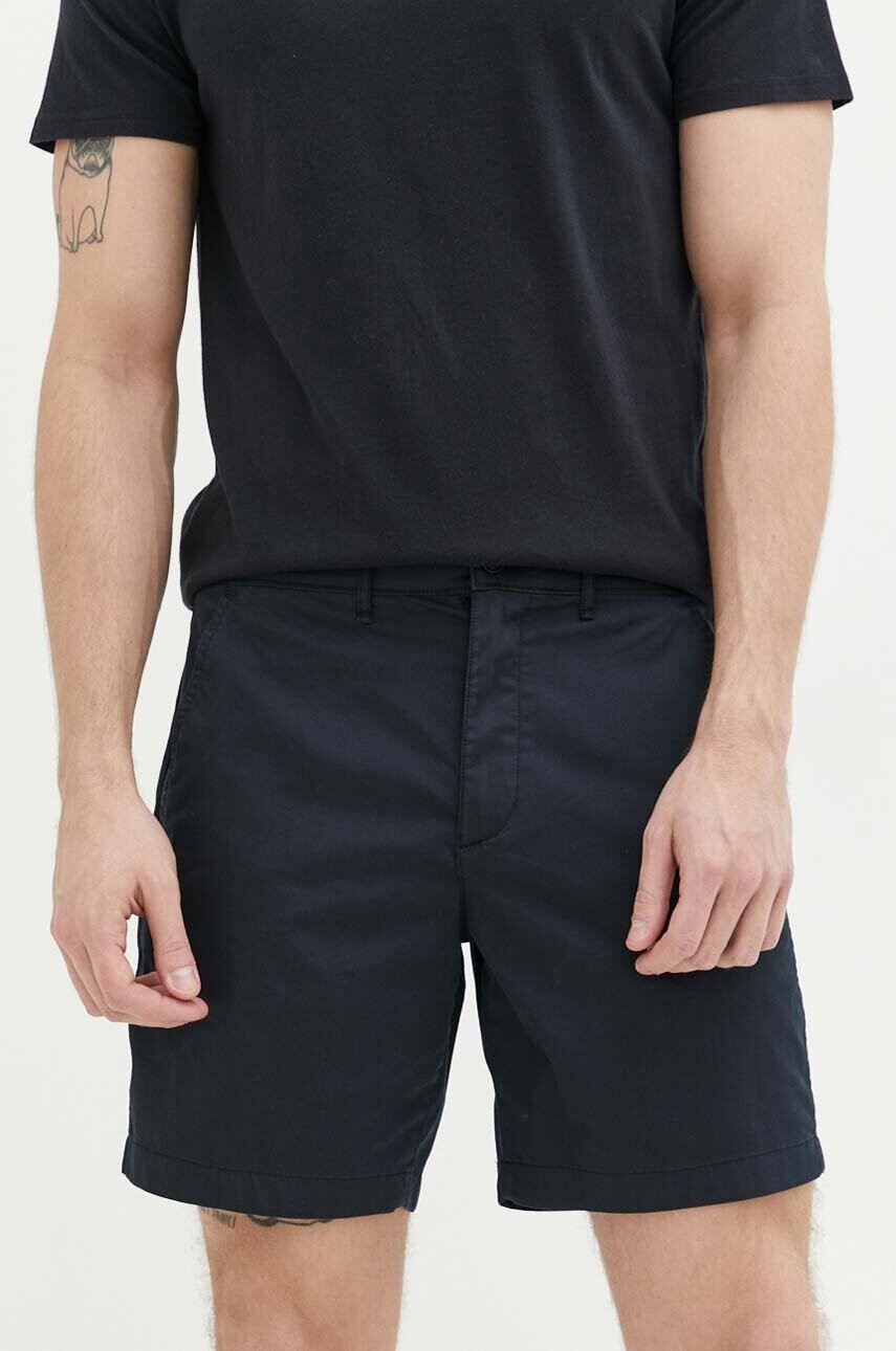 Abercrombie & Fitch Къс панталон в черно - Pepit.bg