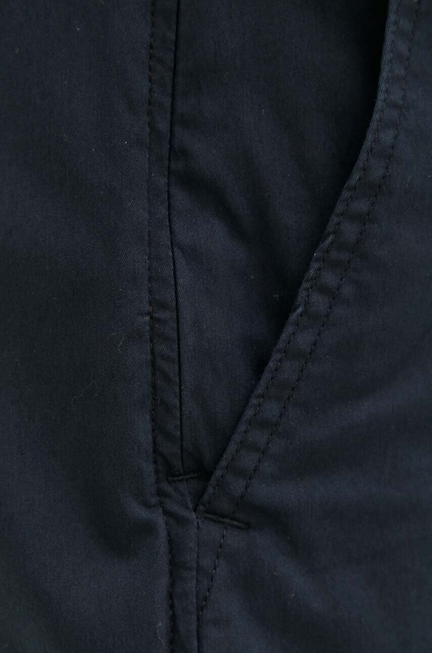 Abercrombie & Fitch Къс панталон в черно - Pepit.bg
