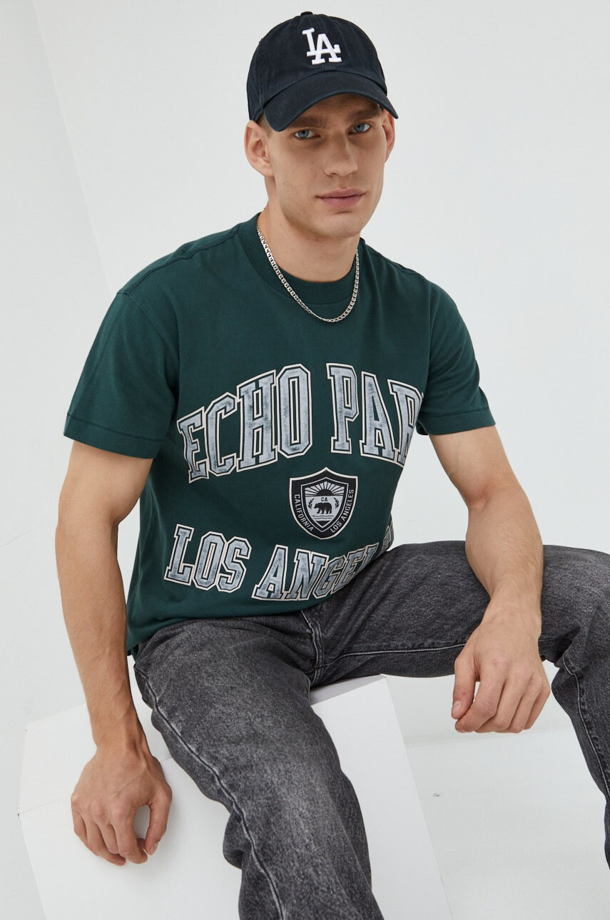 Abercrombie & Fitch Памучна тениска в зелено с принт - Pepit.bg