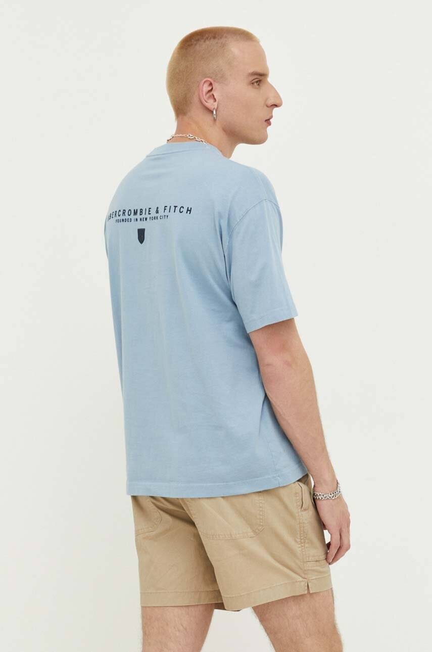 Abercrombie & Fitch Памучна тениска в синьо с принт - Pepit.bg
