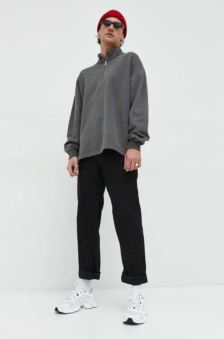 Abercrombie & Fitch Суичър в бяло с десен - Pepit.bg