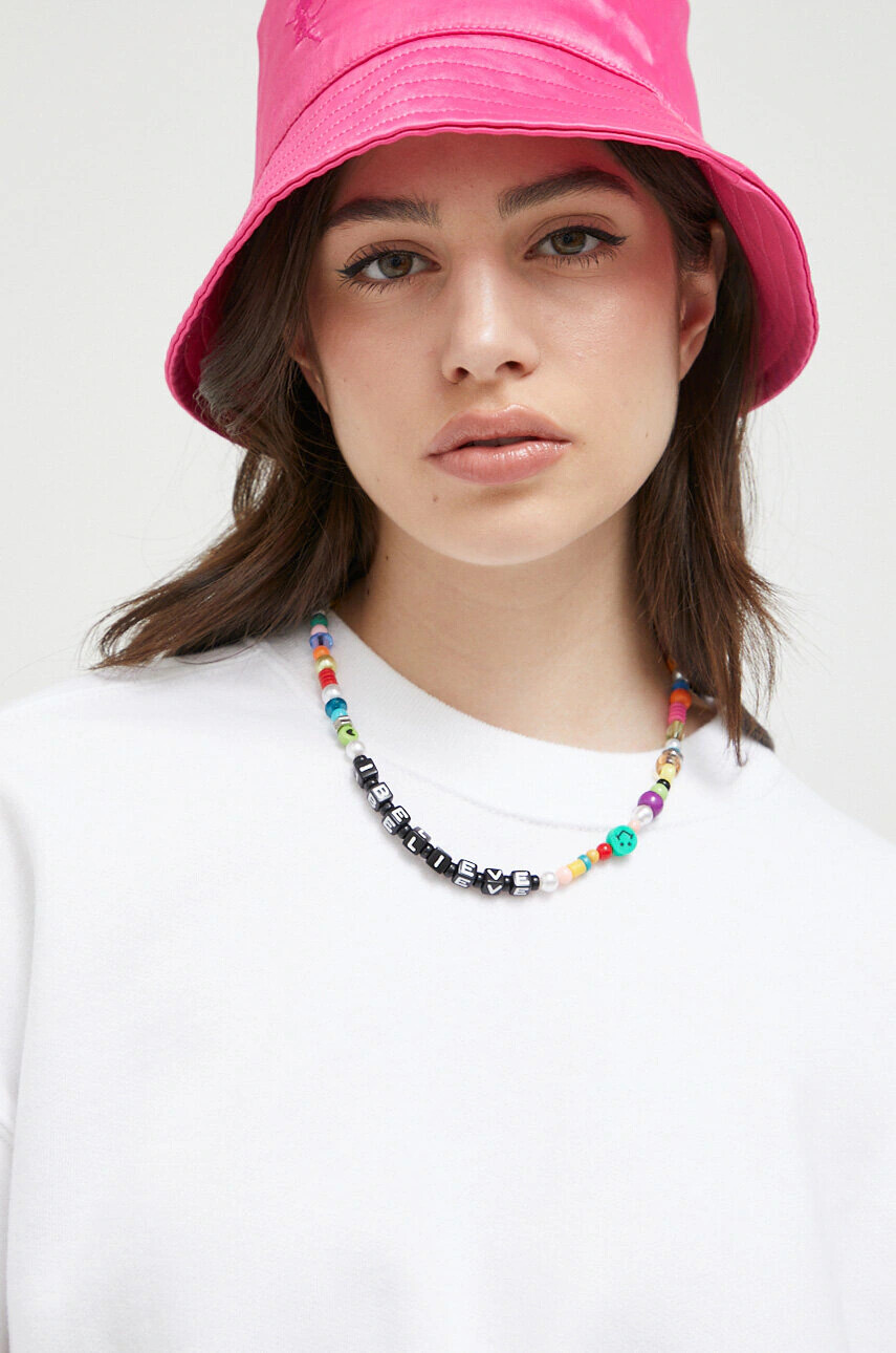 Abercrombie & Fitch Суичър в бяло с изчистен дизайн - Pepit.bg