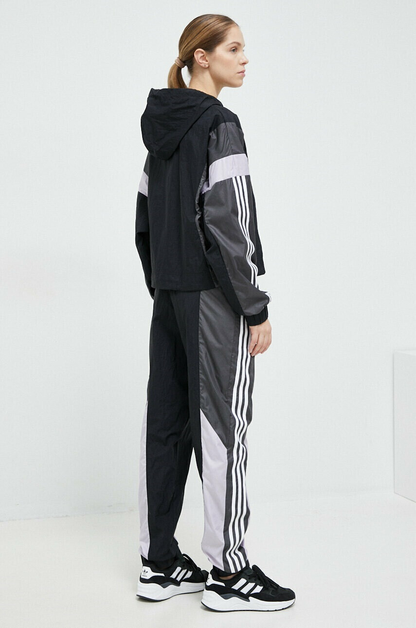 adidas Анцуг дамски в черно - Pepit.bg