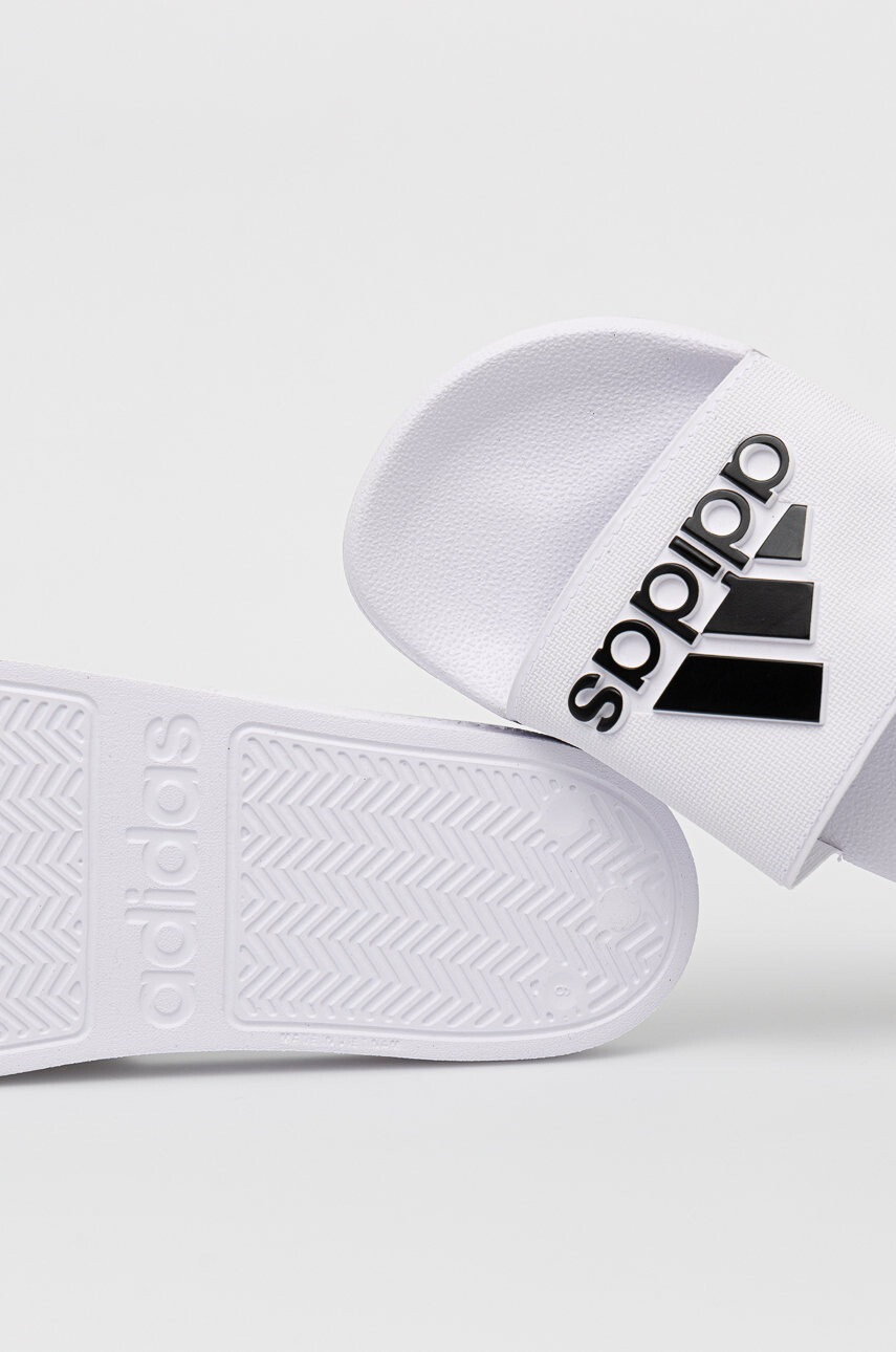 adidas Чехли в бяло - Pepit.bg