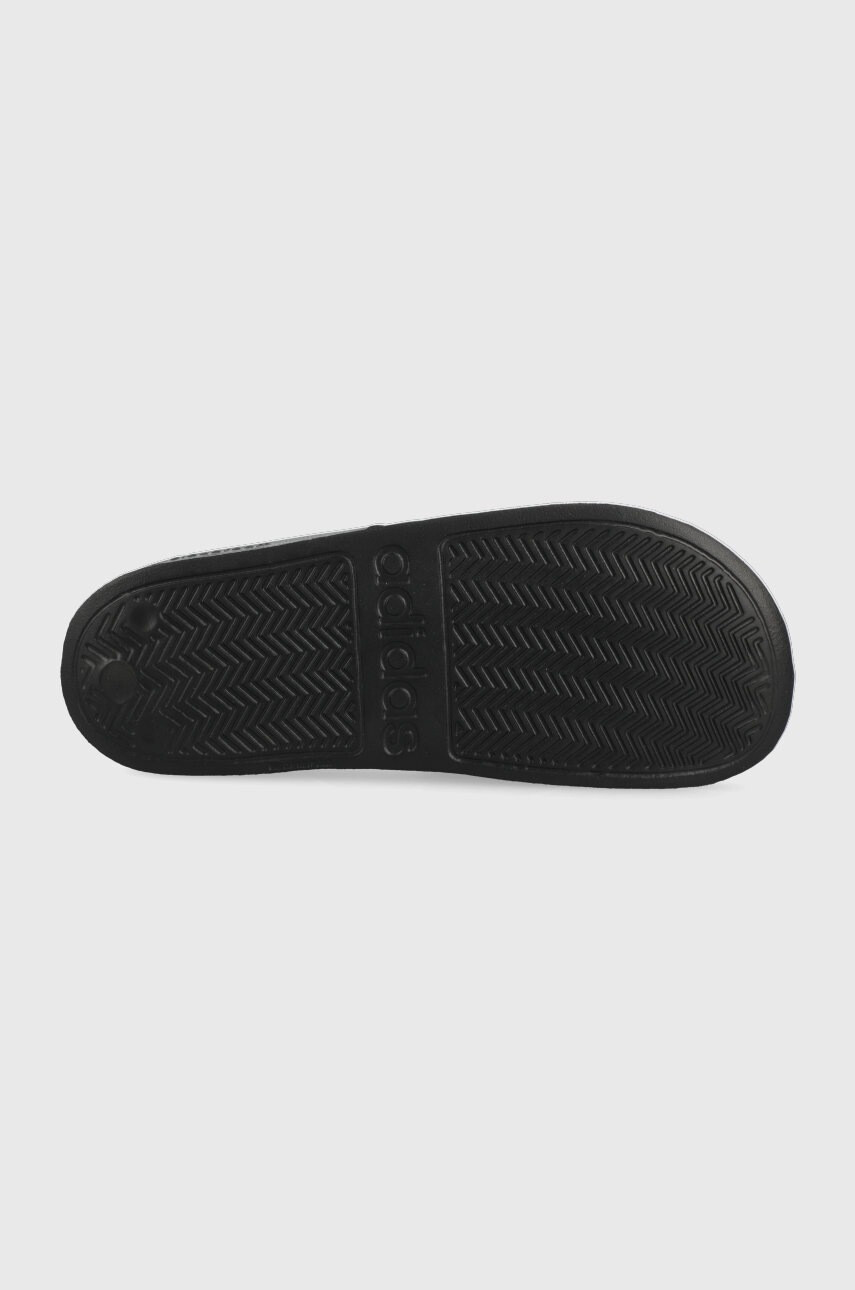 adidas Чехли Adilette GW8747 - Pepit.bg