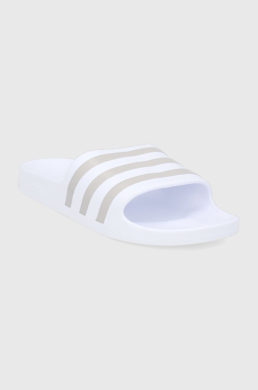 adidas Чехли EF1730 - Pepit.bg