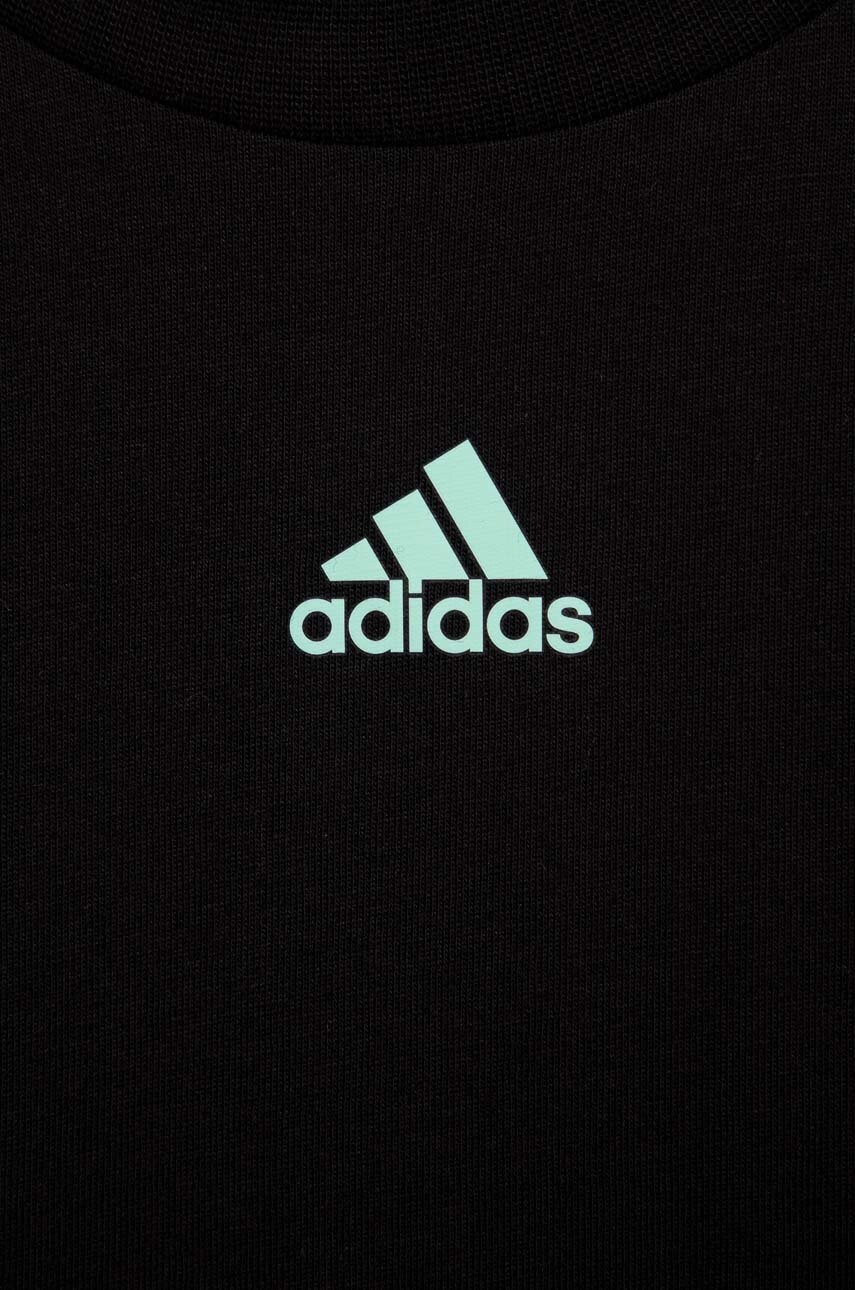 adidas Детска памучна тениска U 3S CB TEE в черно с десен - Pepit.bg