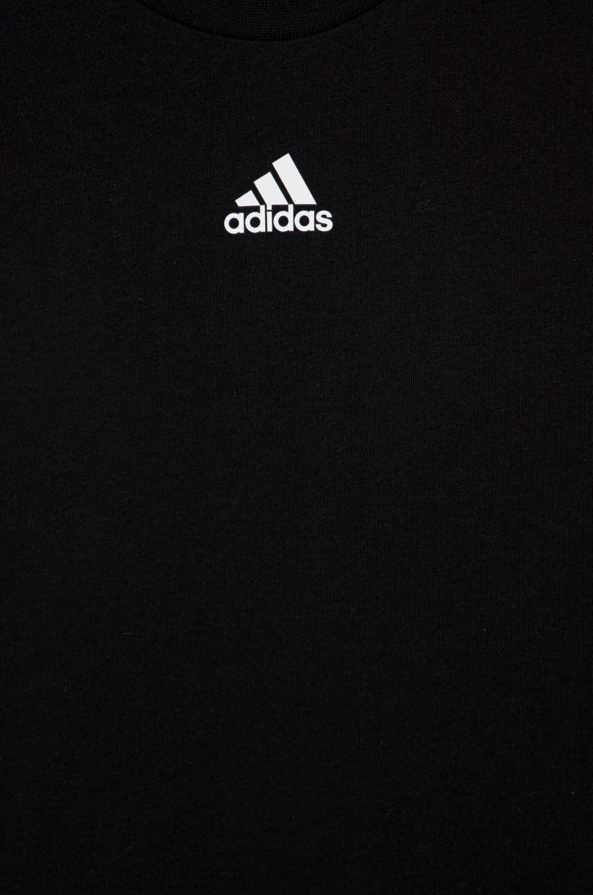 adidas Детска памучна тениска U 3S CB TEE в черно с десен - Pepit.bg