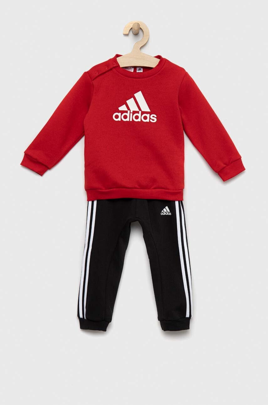 adidas Детски анцуг I BOS LOGO в червено - Pepit.bg