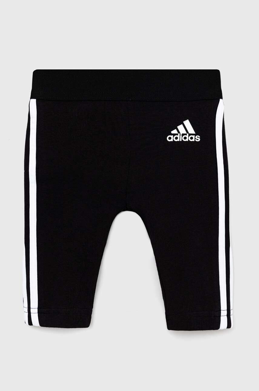 adidas Детски клин в черно с апликация - Pepit.bg