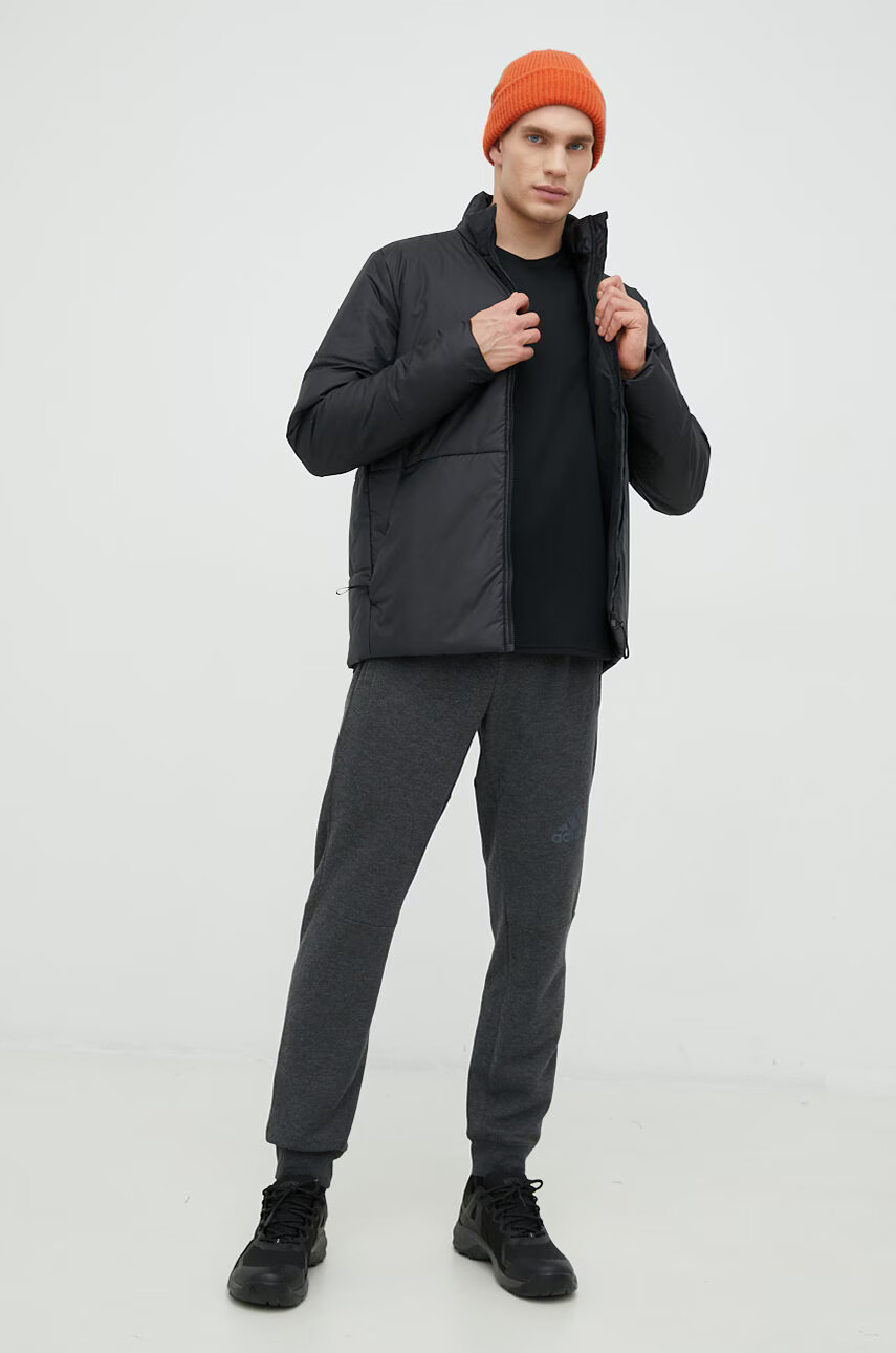 adidas Яке в черно със зимна изолация - Pepit.bg