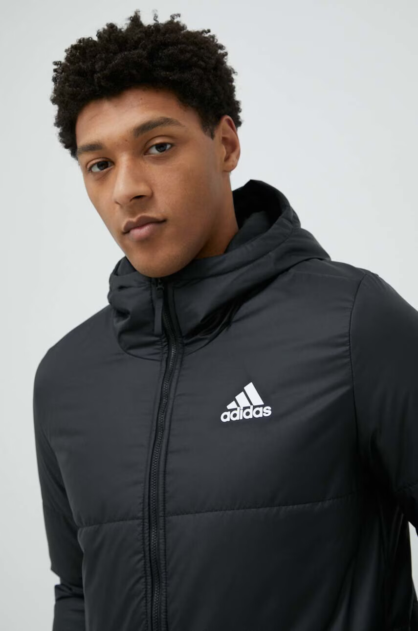 adidas Яке в черно с преходна изолация - Pepit.bg