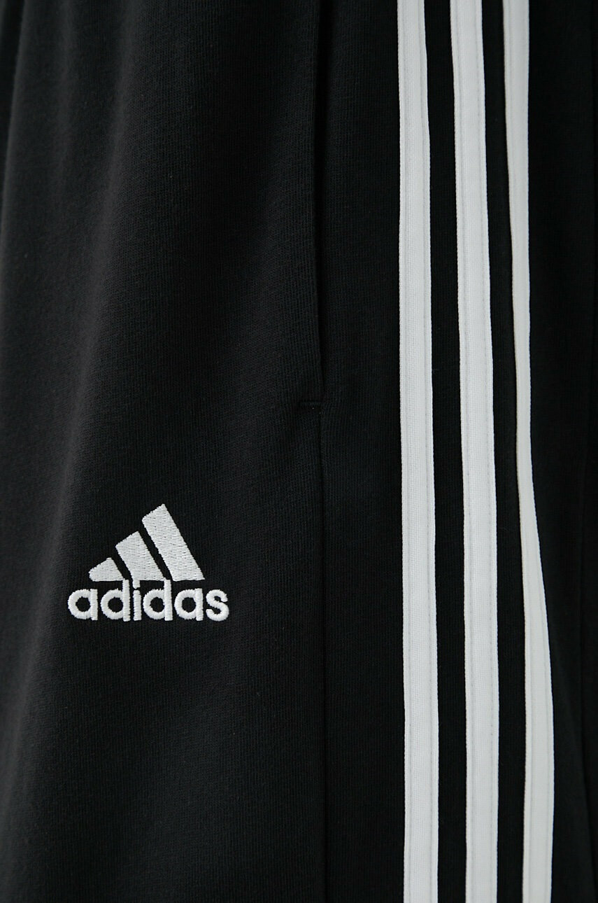 adidas Къс панталон В черно - Pepit.bg