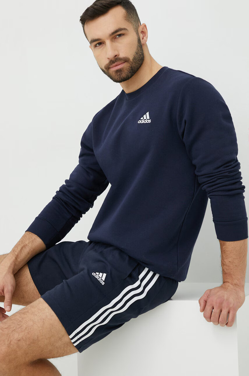 adidas Къс панталон в тъмносиньо - Pepit.bg