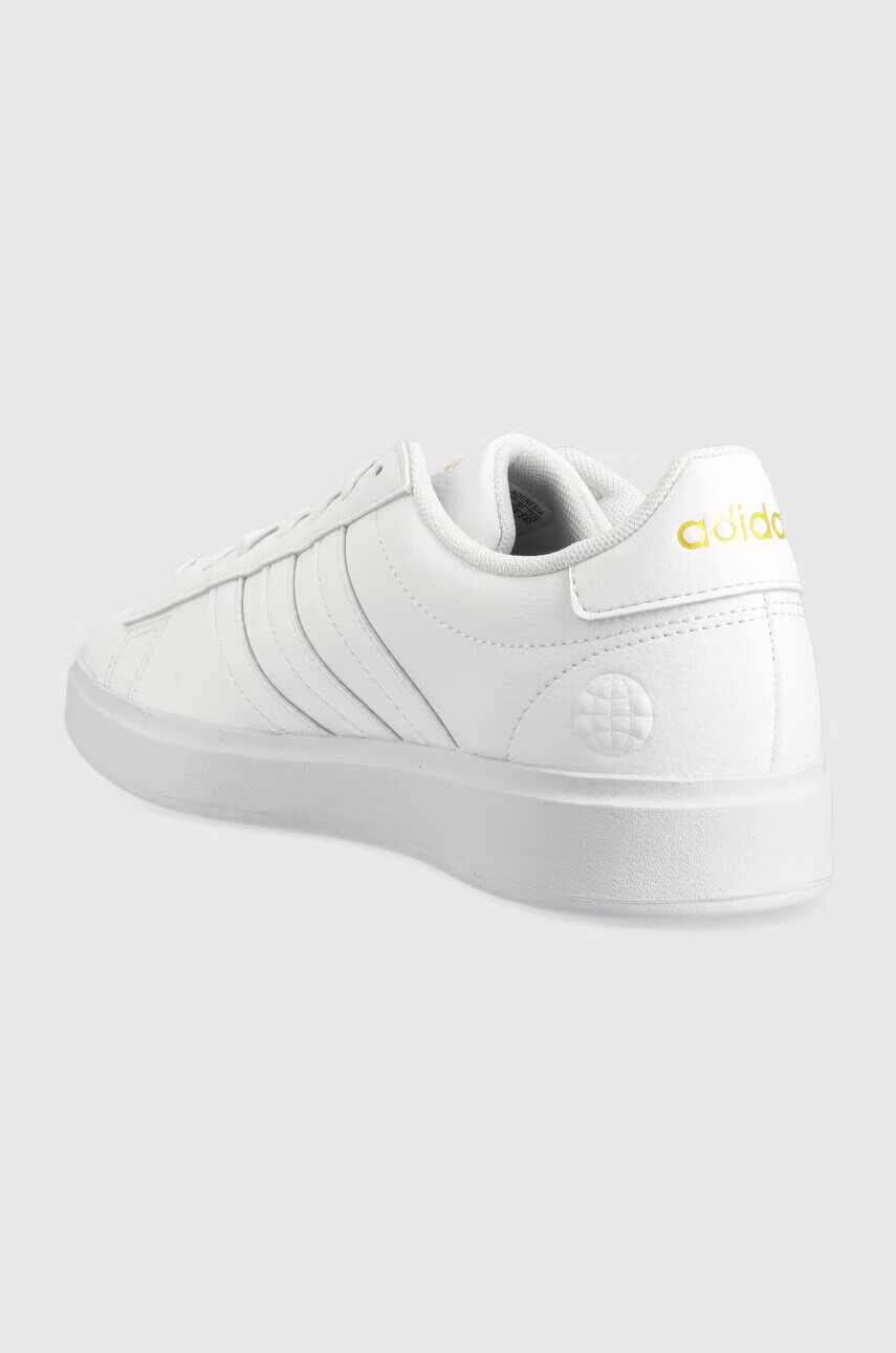 adidas Маратонки GRAND COURT в бяло - Pepit.bg