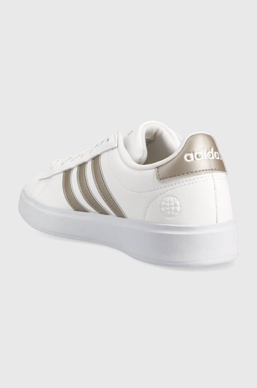 adidas Маратонки Grand Court 2.0 в бяло - Pepit.bg