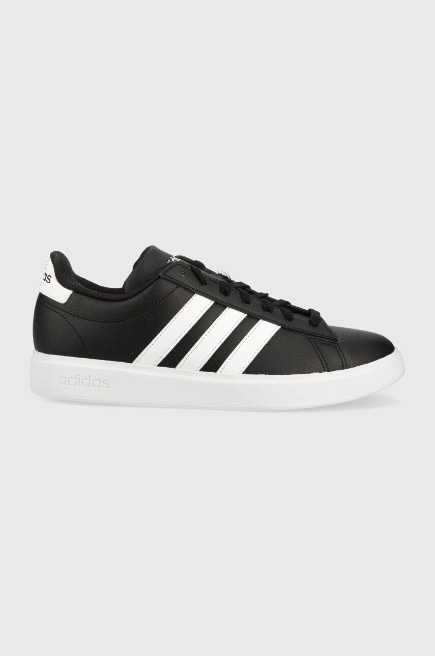 adidas Маратонки Grand Court 2.0 в черно - Pepit.bg