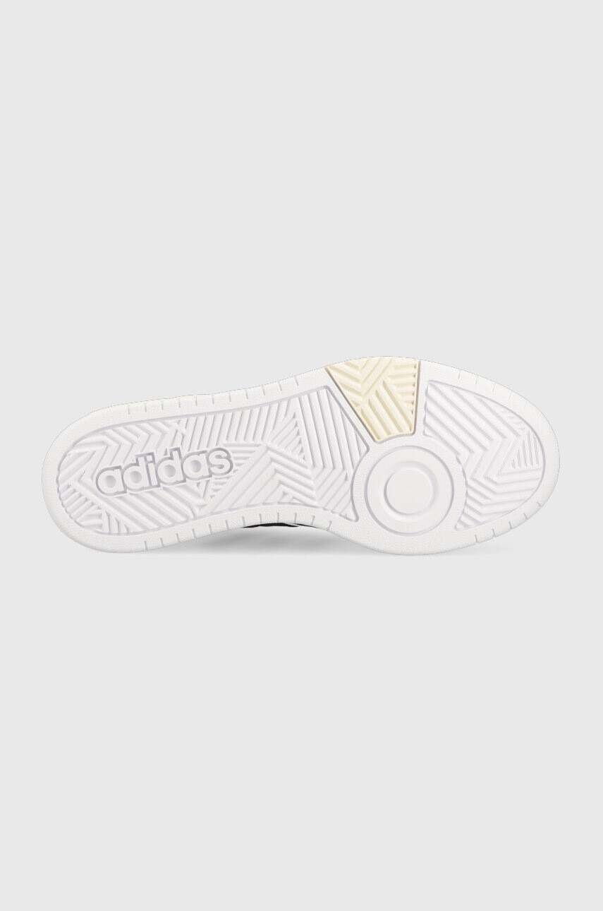 adidas Маратонки HOOPS в бяло - Pepit.bg