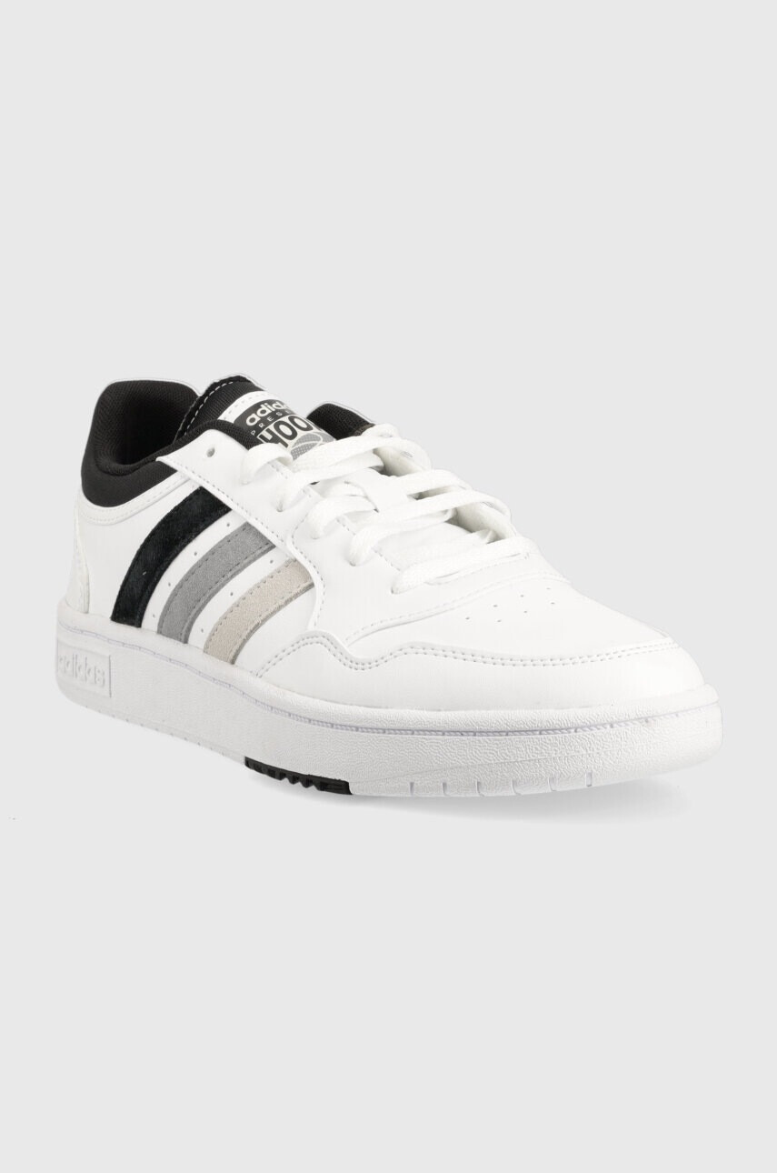 adidas Маратонки HOOPS в бяло - Pepit.bg