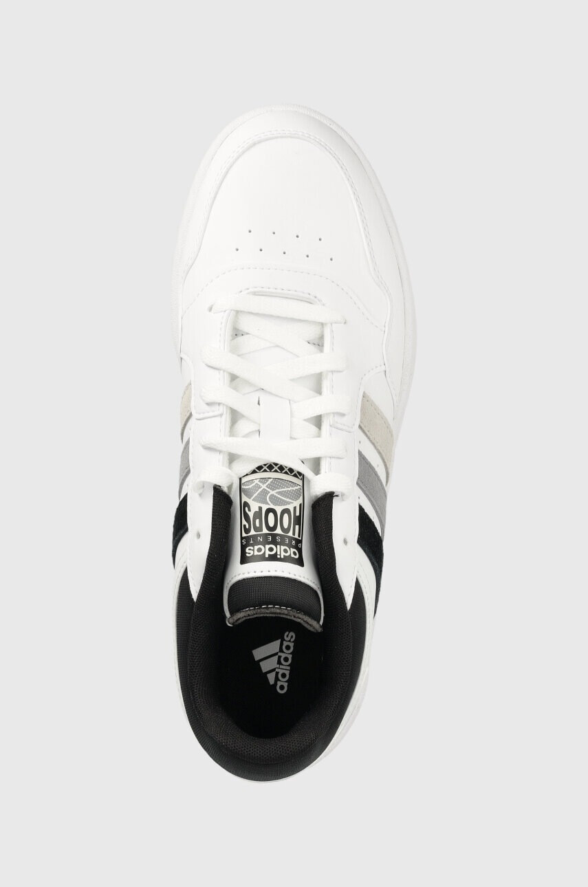 adidas Маратонки HOOPS в бяло - Pepit.bg