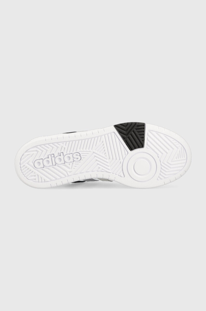adidas Маратонки HOOPS в бяло - Pepit.bg