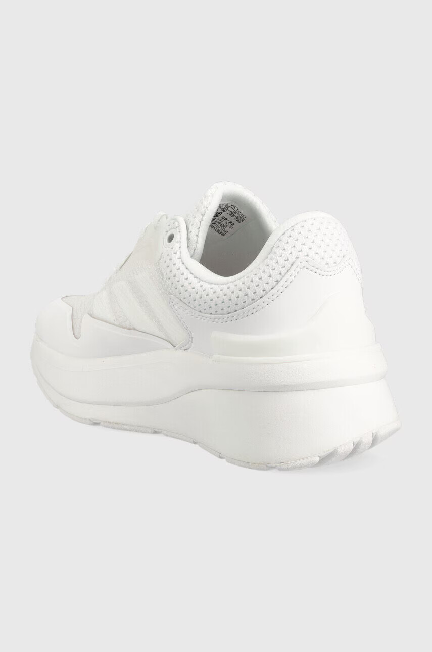 adidas Обувки за бягане Znchill в бяло - Pepit.bg