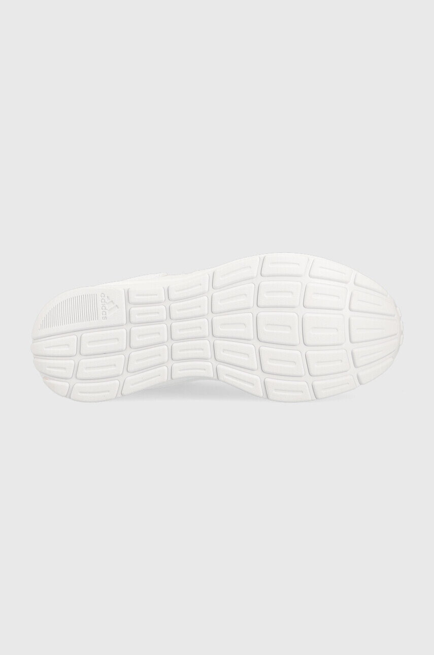 adidas Обувки за бягане Znchill в бяло - Pepit.bg